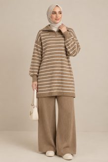 Conjunto de punto de canalé con cuello semialto y cremallera Mink